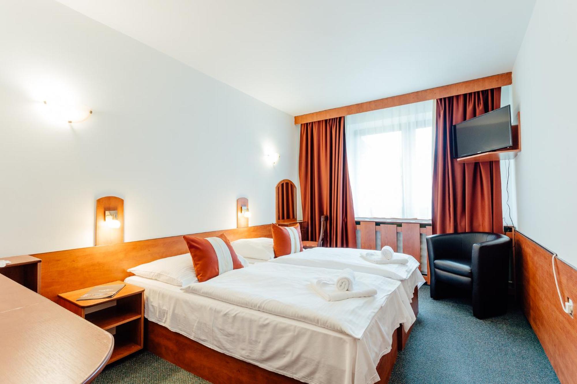 Hotel Sachticka Banska Bystrica Exterior photo